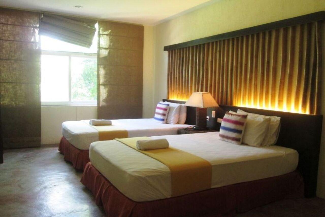Bale Mi Hotel Balabag  Exterior photo