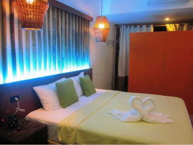 Bale Mi Hotel Balabag  Exterior photo
