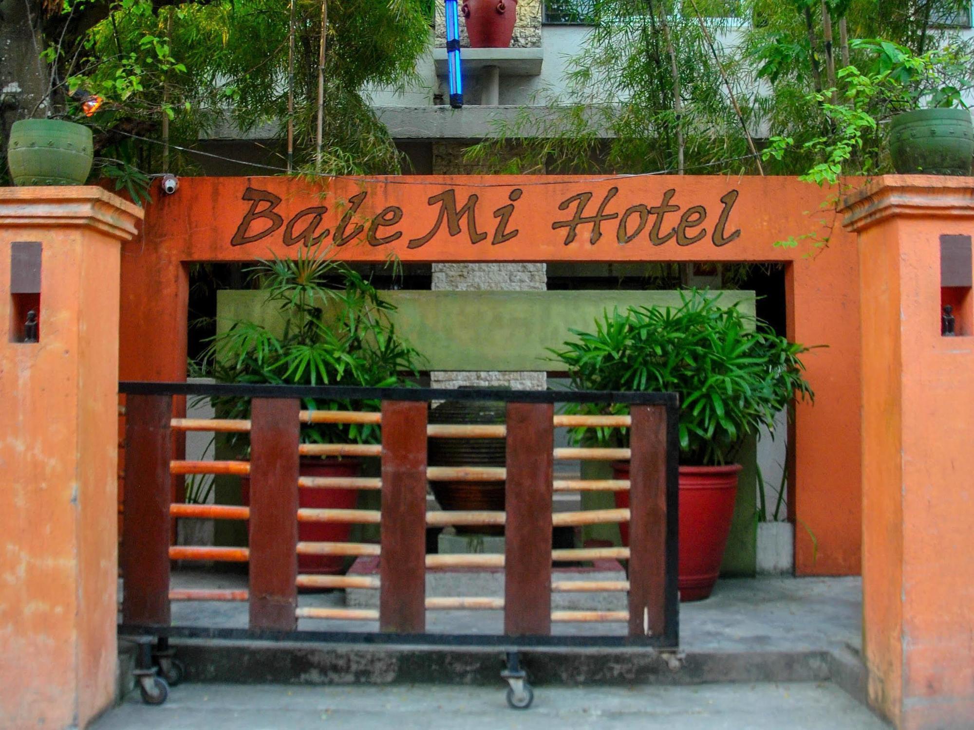 Bale Mi Hotel Balabag  Exterior photo
